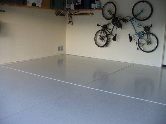 Industrial strength epoxy floor coating on garage