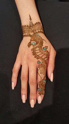 Henna tattoo all natural by Nancy @ elegant threading salon!!