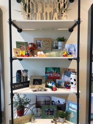 Personalized picture frames, door signs, water flasks, mini frames, metal prints and more! Customize your decor and gifts items in-store!