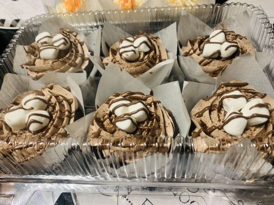 Hot chocolate cupcakes