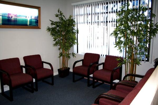 Sit comfortably in our welcoming lobby while awaiting your consultation and treatment!