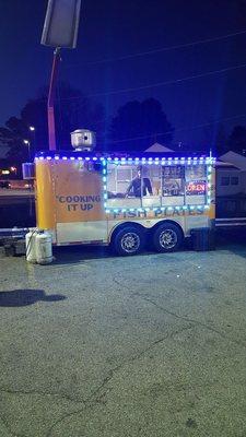 Aunt Mae's Fish Truck