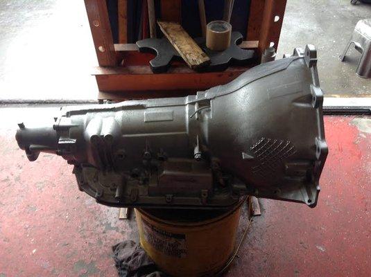 4L80E Chevrolet Transmission On The Bench Rebuild , R&R Available