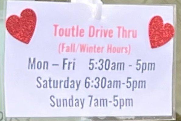 Fall/Winter Hours