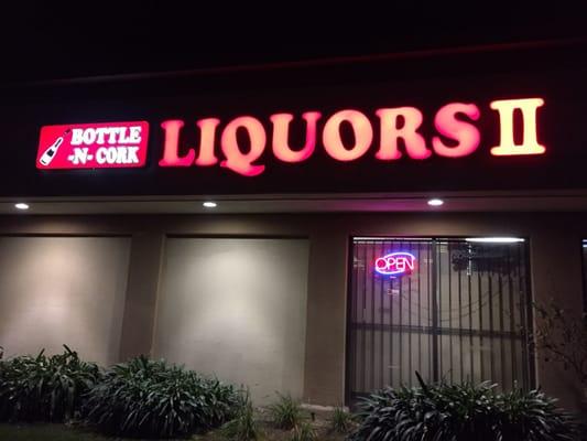 Bottle-N-Cork Liquors, chuckin' up the deuces!