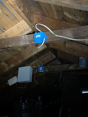 Disconnected wires - no power going to outlets as a result