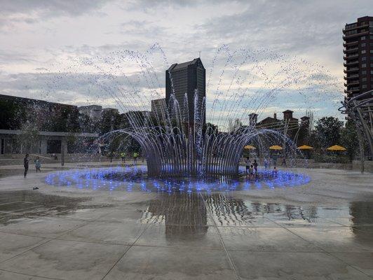 Bicentennial Park, Columbus