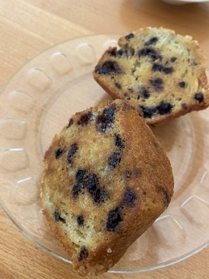 Grilled blueberry muffin