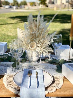 Details on the table of our boho table