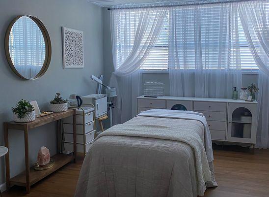 Elysian Spa & Boutique - Massage, Facials and Hydrafacials