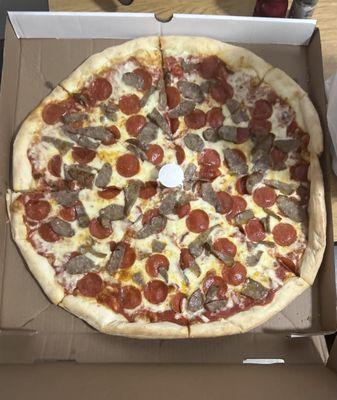 Trufa Pepperoni and Sausage XL pizza Pepperoni Pizza