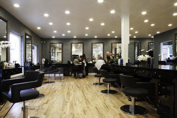 Inside Alma Salon