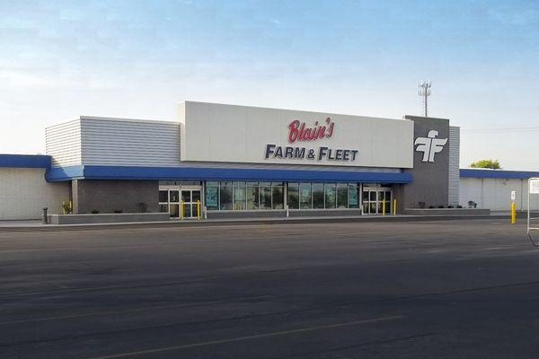 Blain's Farm & Fleet - Sterling, IL storefront