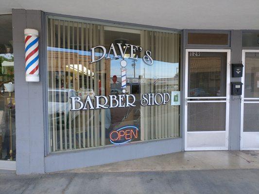 Dave's Barber Shop