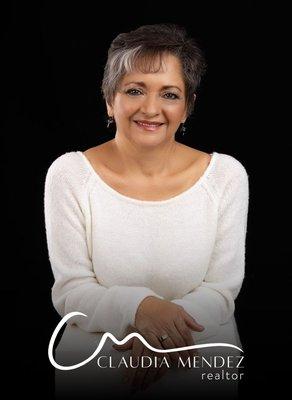 Claudia E Mendez - Avanti Way Realty