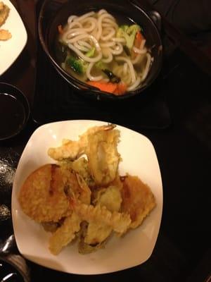 Shrimp tempura Udon- comes in a bowl.