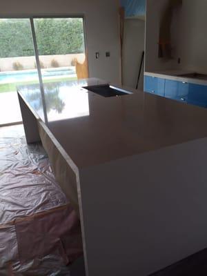 Silestone - White Zeuss