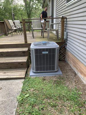 New very quiet mainline 16 seer condenser