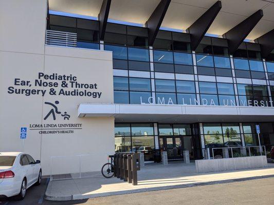 The pediatric ENT & Audiology practice is on the left of the main entrance.