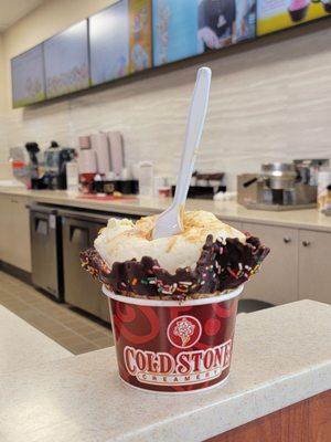 Cold Stone Creamery Yucaipa California is delicious!