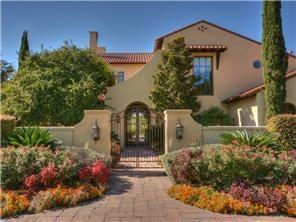 I helped clients find and purchase an absolutely stunning house located on Lake Austin.