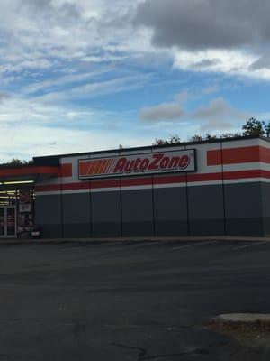 North Attleborough Auto Zone -- 93 East Washington Street / Route 1, North Attleborough          Exterior