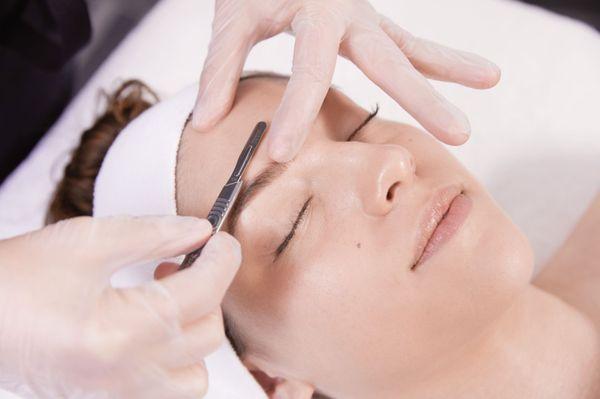 dermaplaning treatment