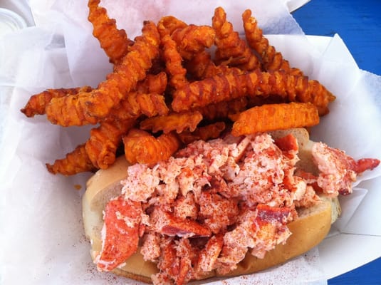 Infamous $6.95 lobster roll+sweet potato fries!