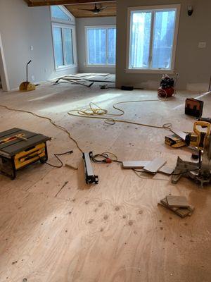 Sang Hardwood Floor