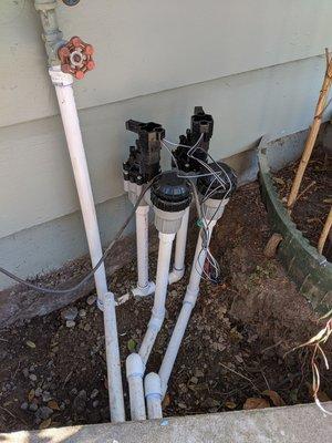 Two new irrigation valves with automatic timer.