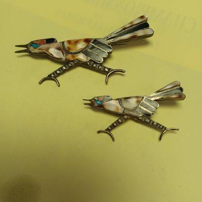 Road runner pins. Large  and small