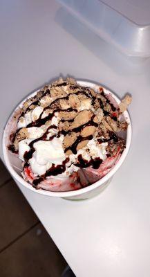 Strawberry, Nutella w chips ahoy ( whipped cream, chocolate syrup and crushed chips ahoy)