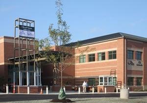 Front entrance to Mason Community Center.