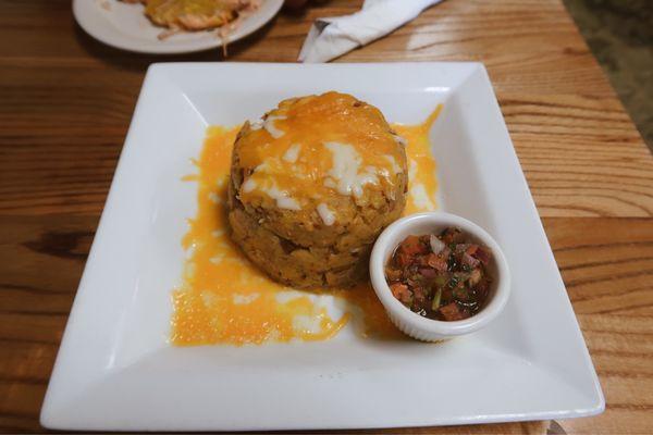 Chicharron y Pollo Mofongo