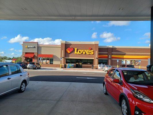 Love's Travel Stop