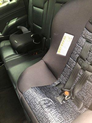 Complimentary car seats