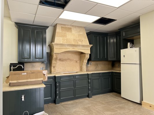 Gloss cabinets done on this kitchen!