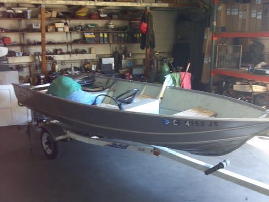 Customer boat with broken outboard motor mounts.