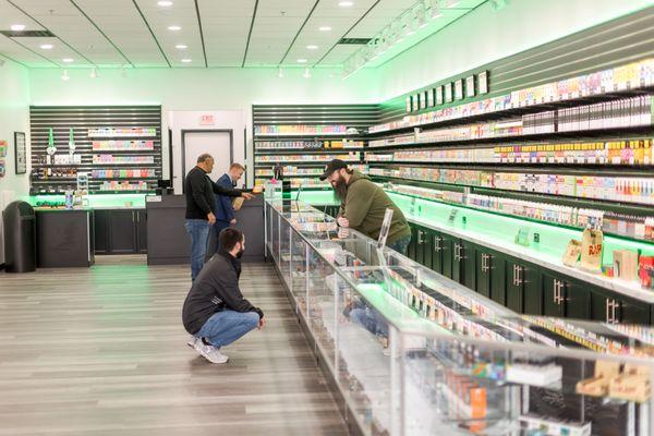 CIV Plus your go to store for vape, dispoables cannabis and nootropics