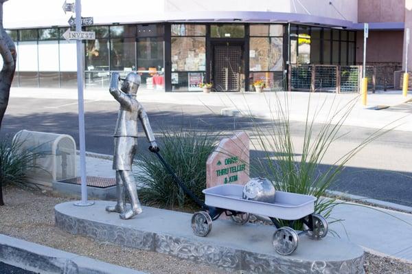 Oracle Crossings sculpture.