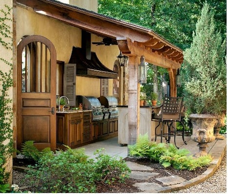 Beautiful Outdoor Kitchen