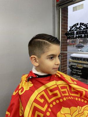 Regular kid hair cut