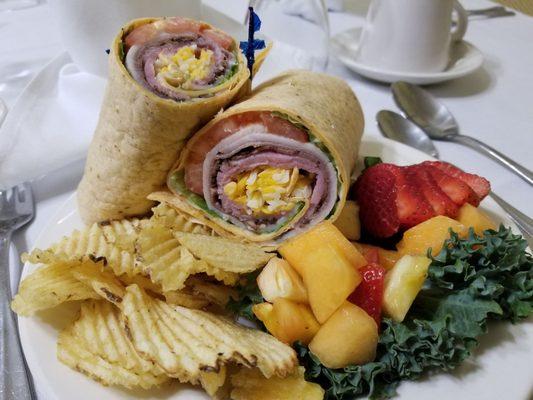 Today's lunch at The Hidenwood was so tasty and beautifully presented! Turkey, ham and roast beef wraps with chips and assorted fruit.