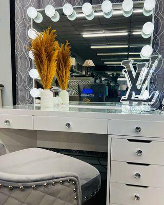 All new vanities available in stock!