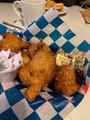 Clamcakes and chowder