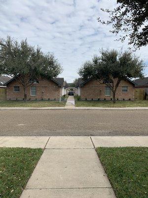 Gated community in Edinburg, TX
2 bedroom/2 bath