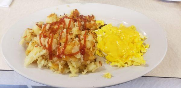 Eggs and homefries!