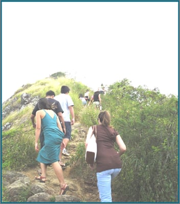 Mauka Makai Hike during BPSR Outdoor Program