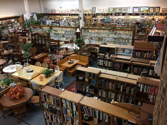 Owlz Book Store inside Lincoln Park Emporium.