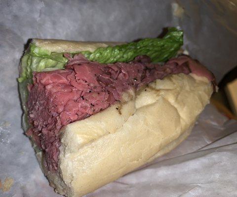 Roast beef sub - amazing and fresh!